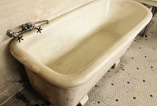 Bathtub Replacement - Before Photo